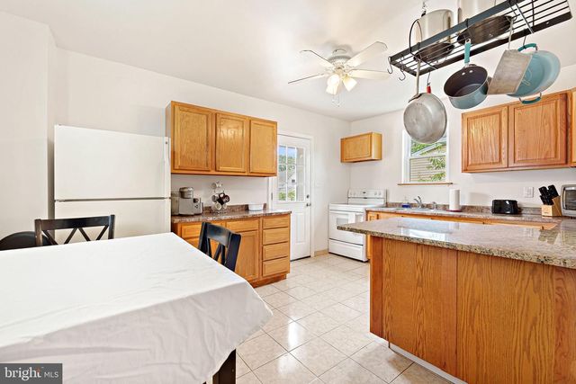 806 HESSIAN AVE, National Park, NJ 08063