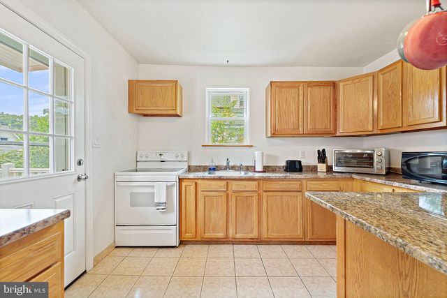 806 HESSIAN AVE, National Park, NJ 08063