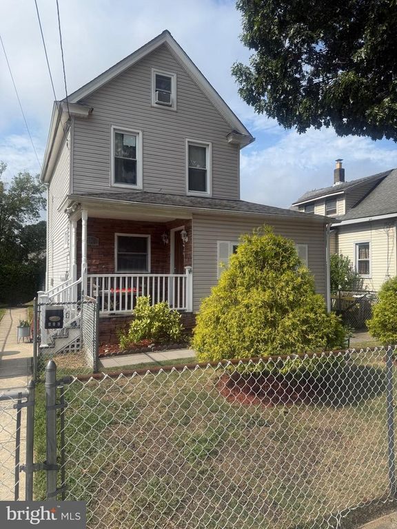 806 HESSIAN AVE, National Park, NJ 08063