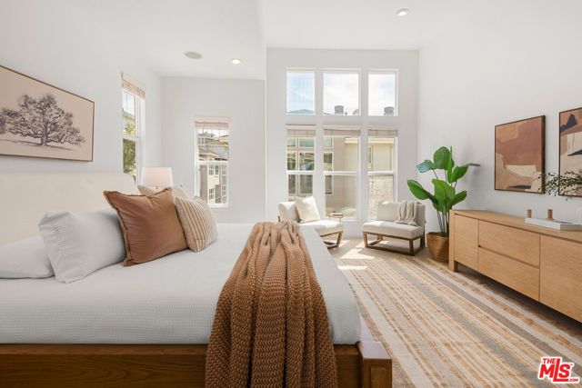 6011 Dawn 1, Los Angeles, CA 90094