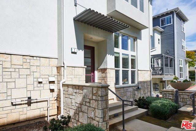 6011 Dawn 1, Los Angeles, CA 90094