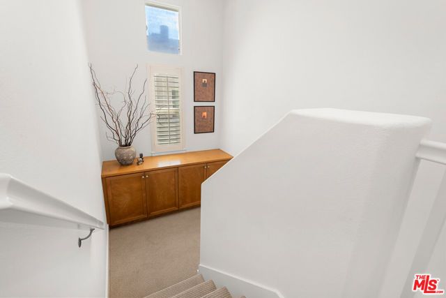 6011 Dawn 1, Los Angeles, CA 90094