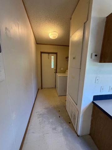 107 Twin Creek Drive, Huntsville, TX 77320