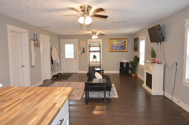 1278 Elm Fork Road, Nicholasville, KY 40356