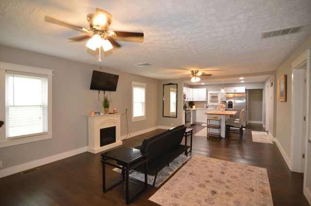 1278 Elm Fork Road, Nicholasville, KY 40356