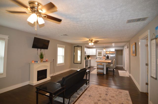 1278 Elm Fork Road, Nicholasville, KY 40356