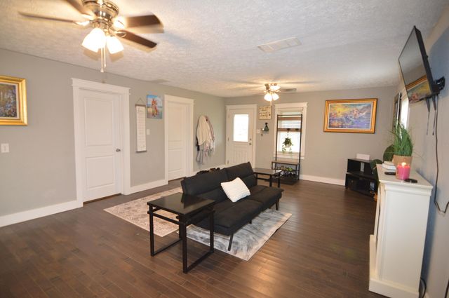 1278 Elm Fork Road, Nicholasville, KY 40356