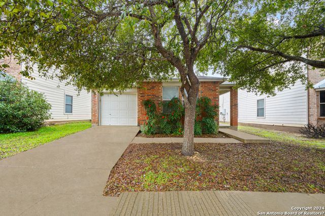 134 Cindy Lou Dr, San Antonio, TX 78249