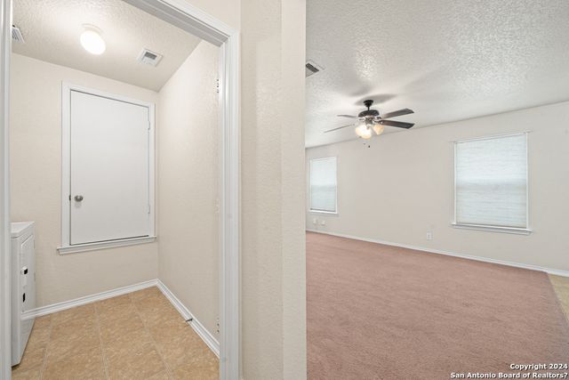 134 Cindy Lou Dr, San Antonio, TX 78249