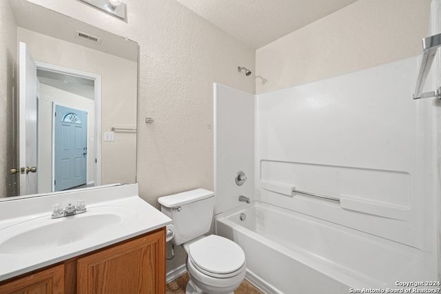 134 Cindy Lou Dr, San Antonio, TX 78249
