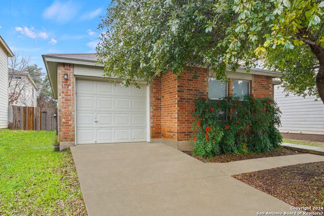 134 Cindy Lou Dr, San Antonio, TX 78249