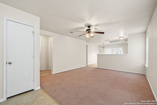 134 Cindy Lou Dr, San Antonio, TX 78249