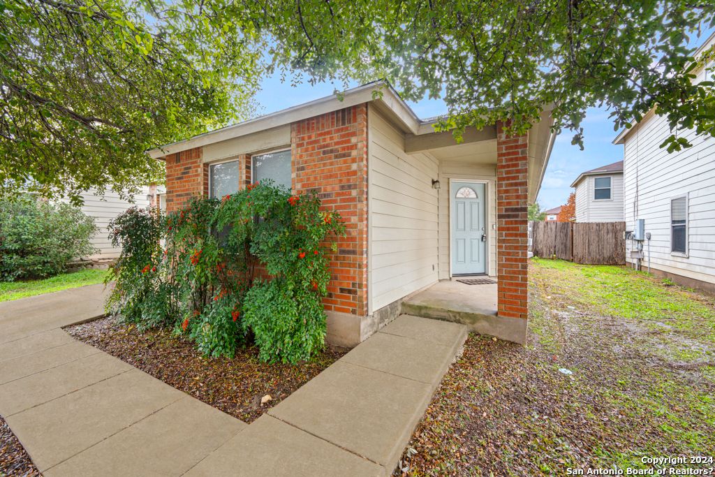 134 Cindy Lou Dr, San Antonio, TX 78249