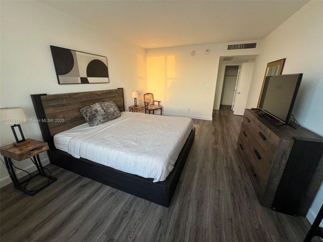5600 Collins Ave 6P, Miami Beach, FL 33140