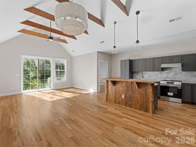 551 Fisher Road, Brevard, NC 28712