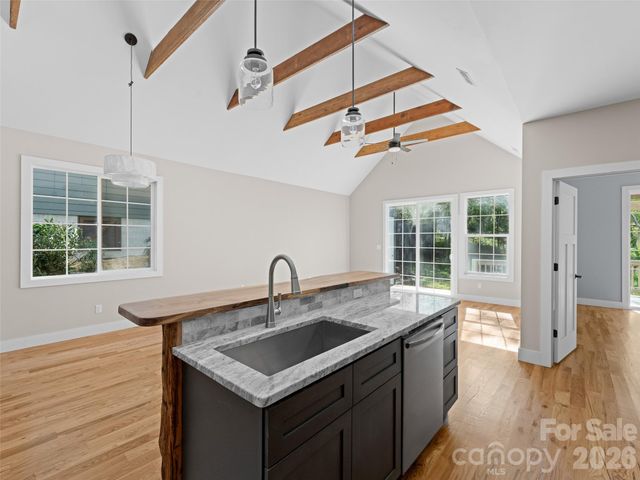551 Fisher Road, Brevard, NC 28712