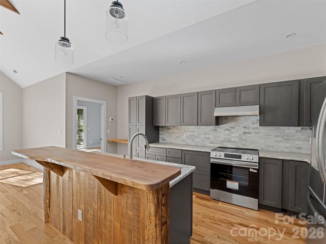 551 Fisher Road, Brevard, NC 28712
