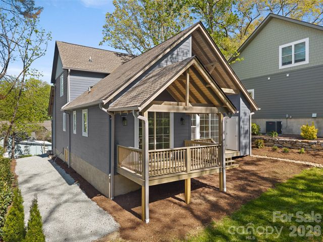 551 Fisher Road, Brevard, NC 28712