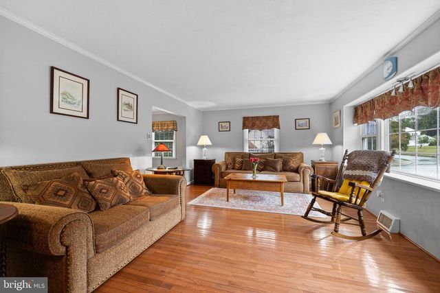 392 JOSEPH ST, Norristown, PA 19403