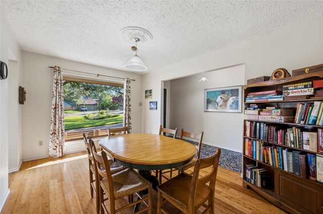 903 Middle Run, Duncanville, TX 75137