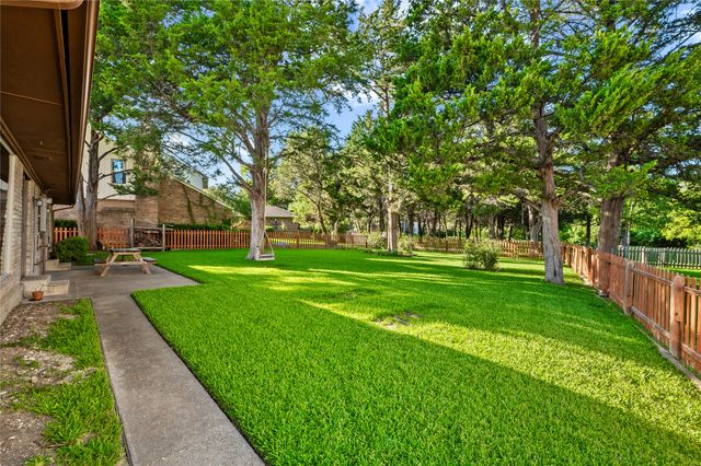 903 Middle Run, Duncanville, TX 75137