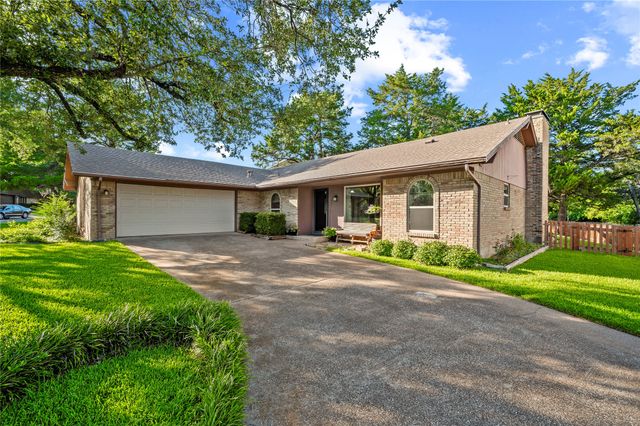 903 Middle Run, Duncanville, TX 75137