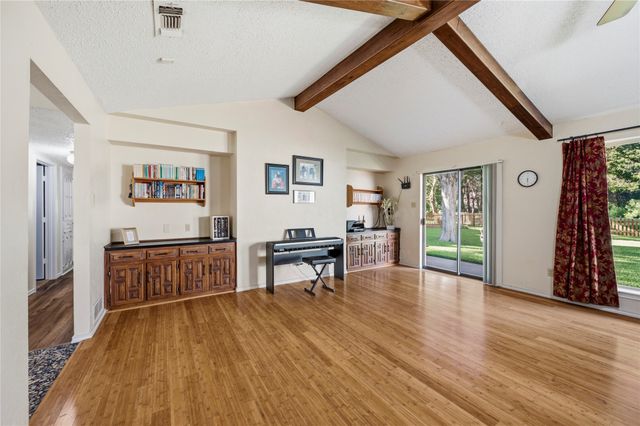 903 Middle Run, Duncanville, TX 75137