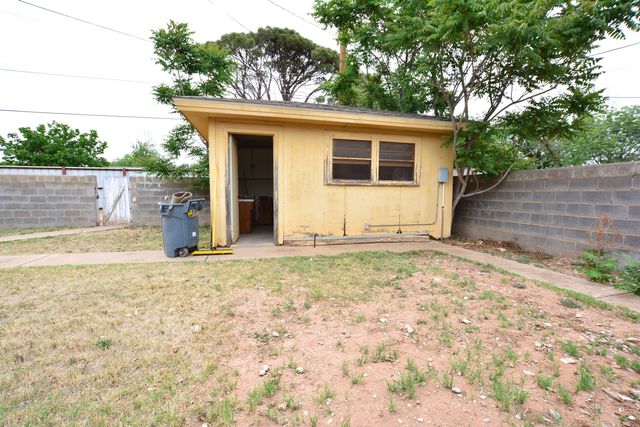 5224 9th Street, Lubbock, TX 79416