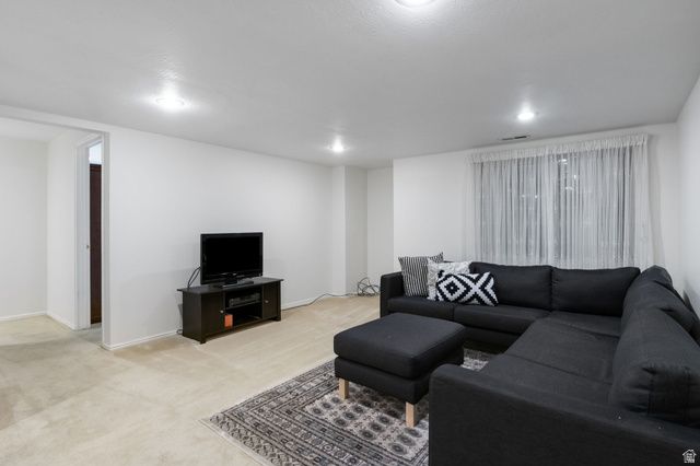 11466 S CHERRY HILL DR, Sandy, UT 84094