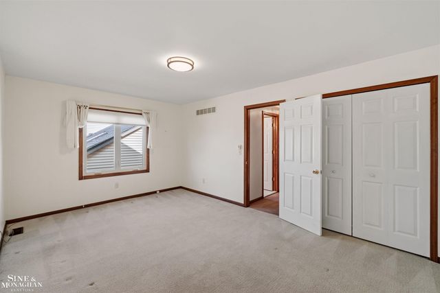 15764 Winners Circle, Clinton Township, MI 48035