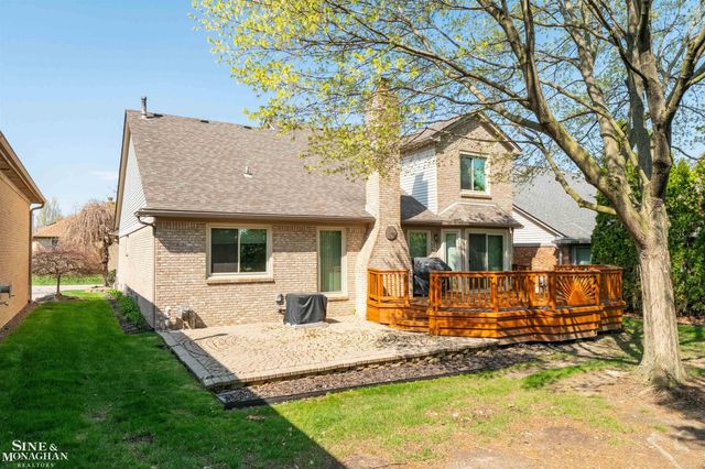 15764 Winners Circle, Clinton Township, MI 48035