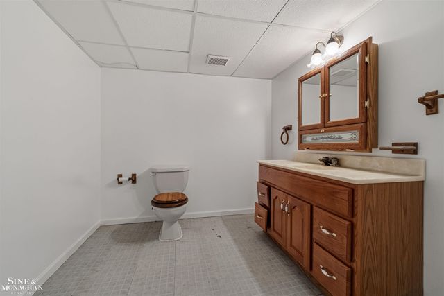 15764 Winners Circle, Clinton Township, MI 48035