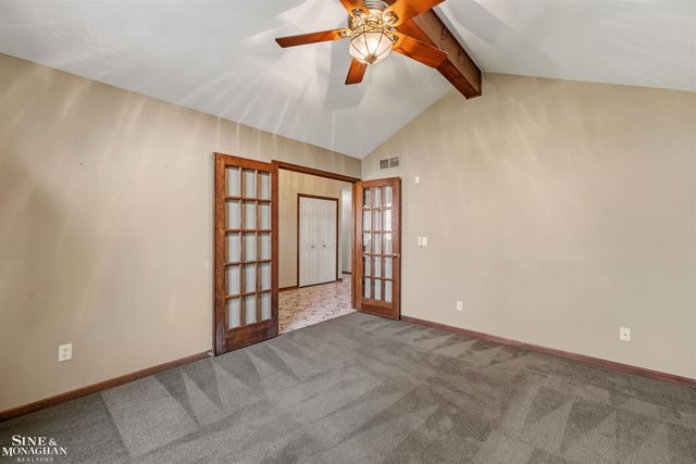 15764 Winners Circle, Clinton Township, MI 48035