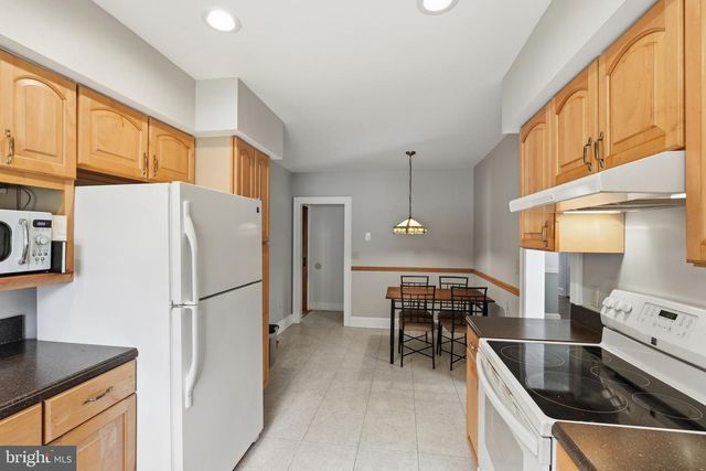 727 N GOVERNORS AVE, Dover, DE 19904