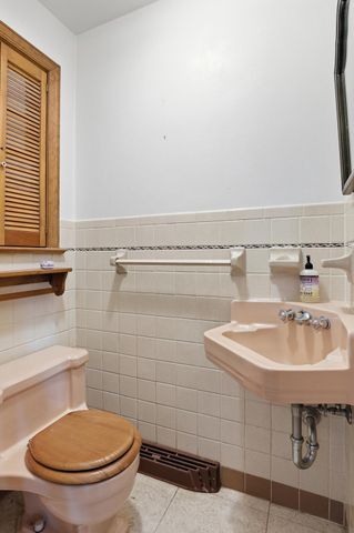 727 N GOVERNORS AVE, Dover, DE 19904
