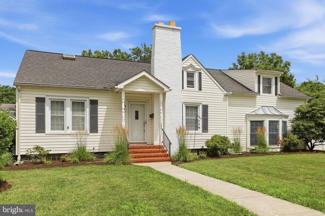 727 N GOVERNORS AVE, Dover, DE 19904