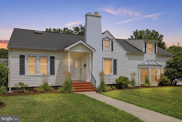 727 N GOVERNORS AVE, Dover, DE 19904