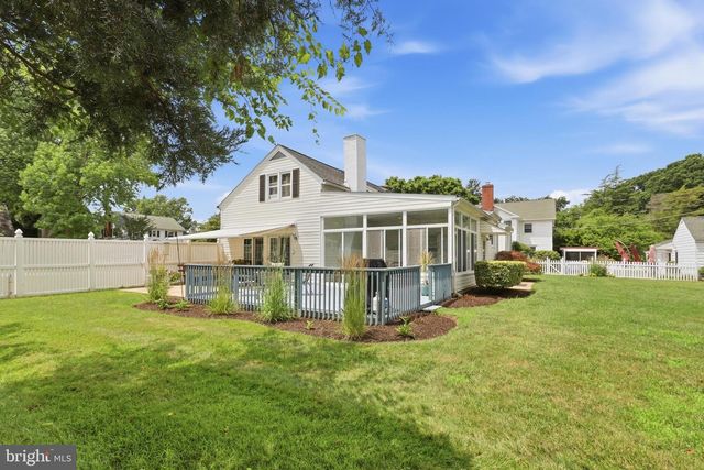 727 N GOVERNORS AVE, Dover, DE 19904