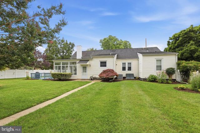 727 N GOVERNORS AVE, Dover, DE 19904