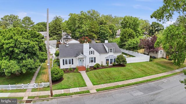 727 N GOVERNORS AVE, Dover, DE 19904