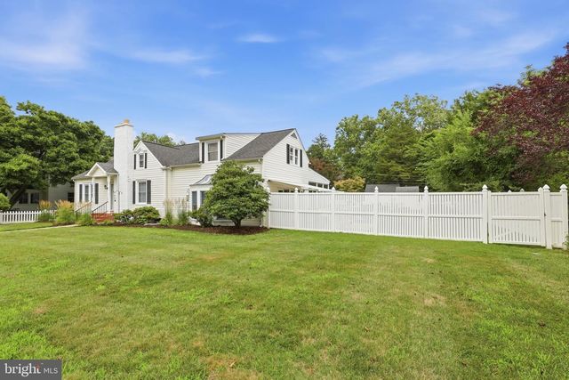 727 N GOVERNORS AVE, Dover, DE 19904