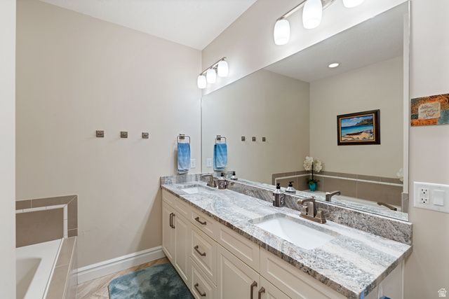 836 N PINEHURST DR, Midway, UT 84049