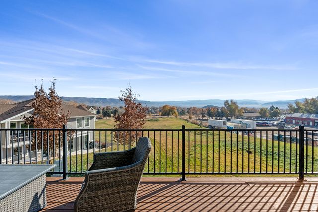 836 N PINEHURST DR, Midway, UT 84049