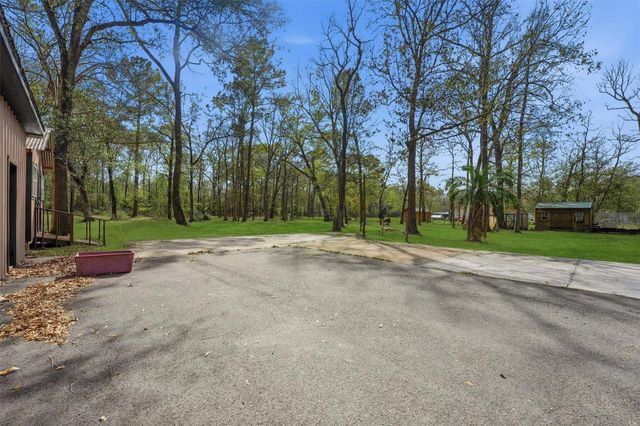 308 County Road 6481, Dayton, TX 77535