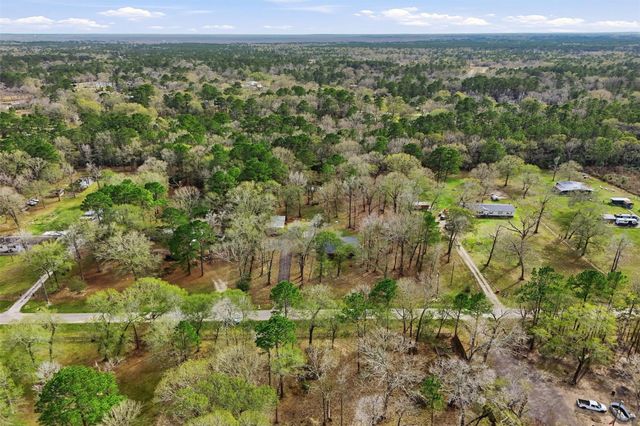 308 County Road 6481, Dayton, TX 77535