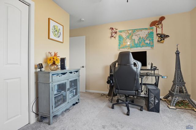 4616 CHALKSTONE DR, Rapic City, SD 57701