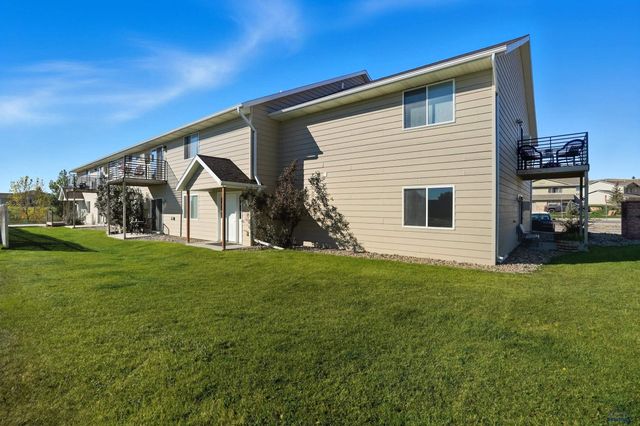 4616 CHALKSTONE DR, Rapic City, SD 57701