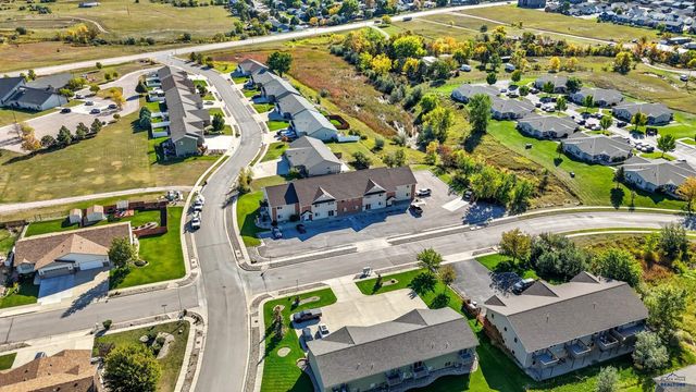 4616 CHALKSTONE DR, Rapic City, SD 57701