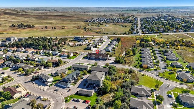 4616 CHALKSTONE DR, Rapic City, SD 57701