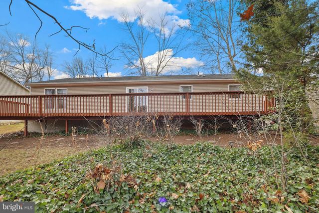 207 SPOTSWOOD RD, Locust Grove, VA 22508